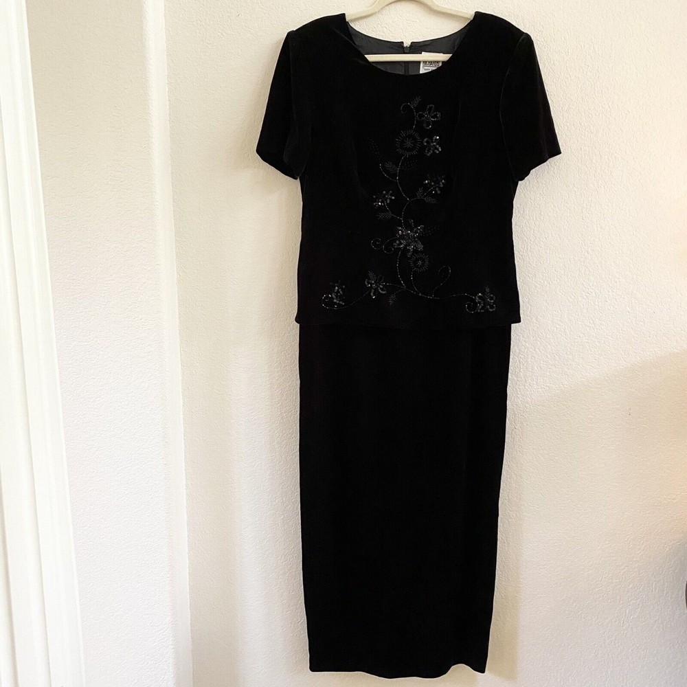 RM Richards Black Beaded Full Length Velvet Formal Evening Dress Size 12